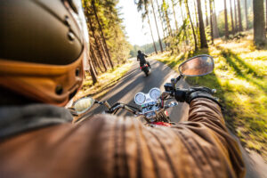 Mann auf seinem Motorrad